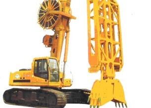 Hydraulische Raupe angebrachter Membranspielautomat